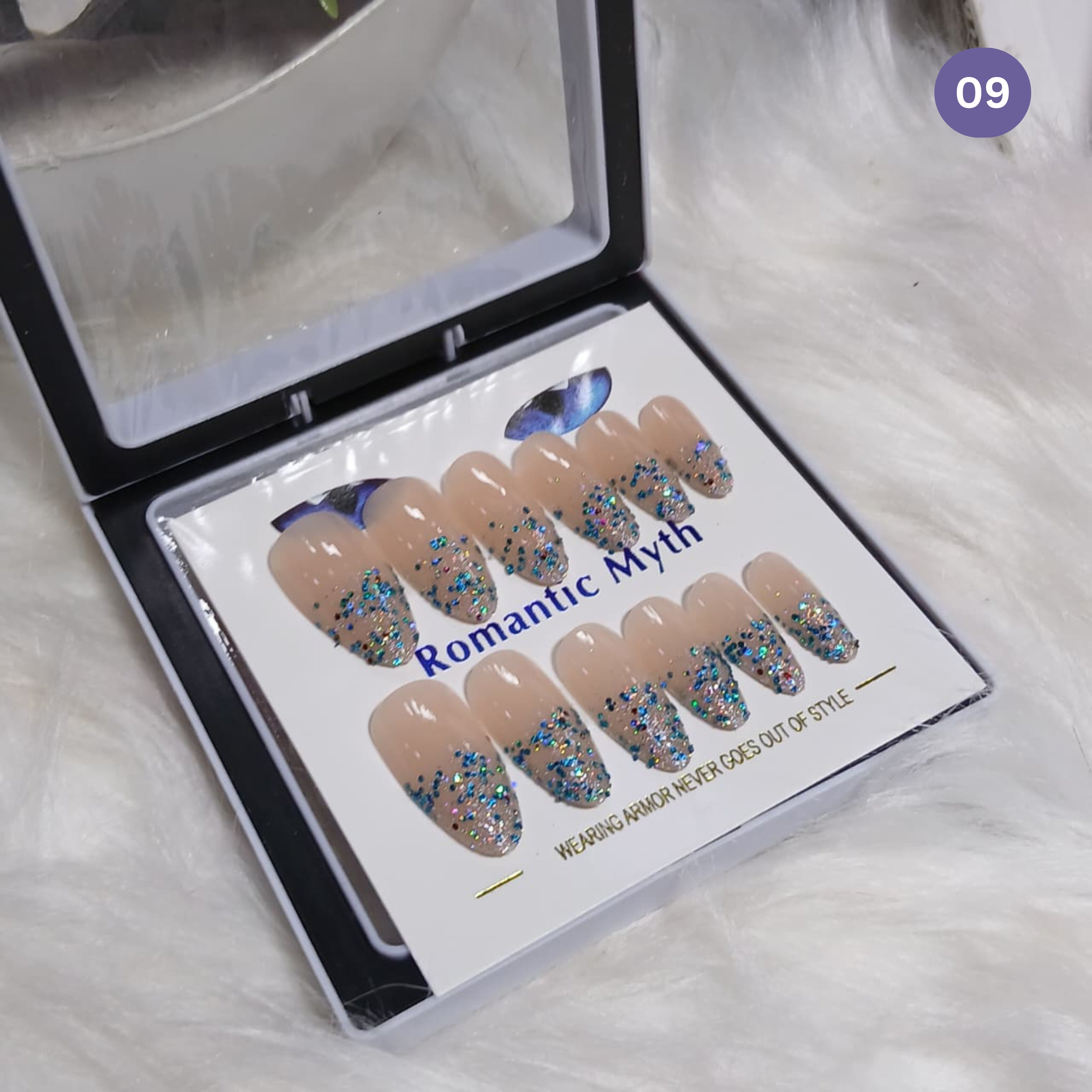 Romantic Myth Diamond Dust Glitter Press-On Nails Cat's Eye Nail 2787 Pack of 2