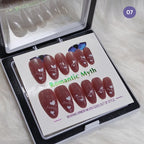 Romantic Myth Classic Elegance Press-On Nail Kit Cat's Eye Nails Pack of 3