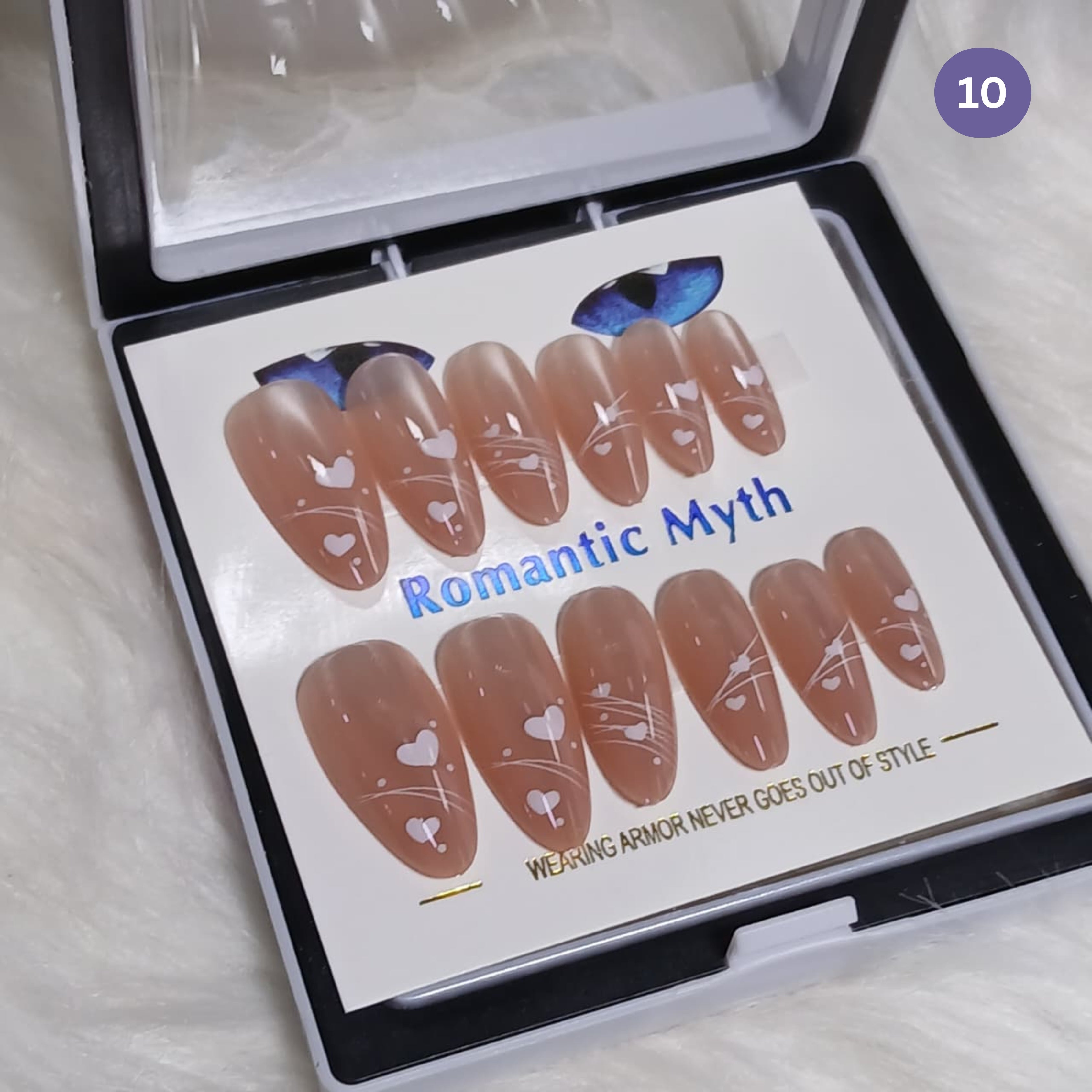 Romantic Myth Classic Elegance Press-On Nail Kit Cat's Eye Nails Pack of 3