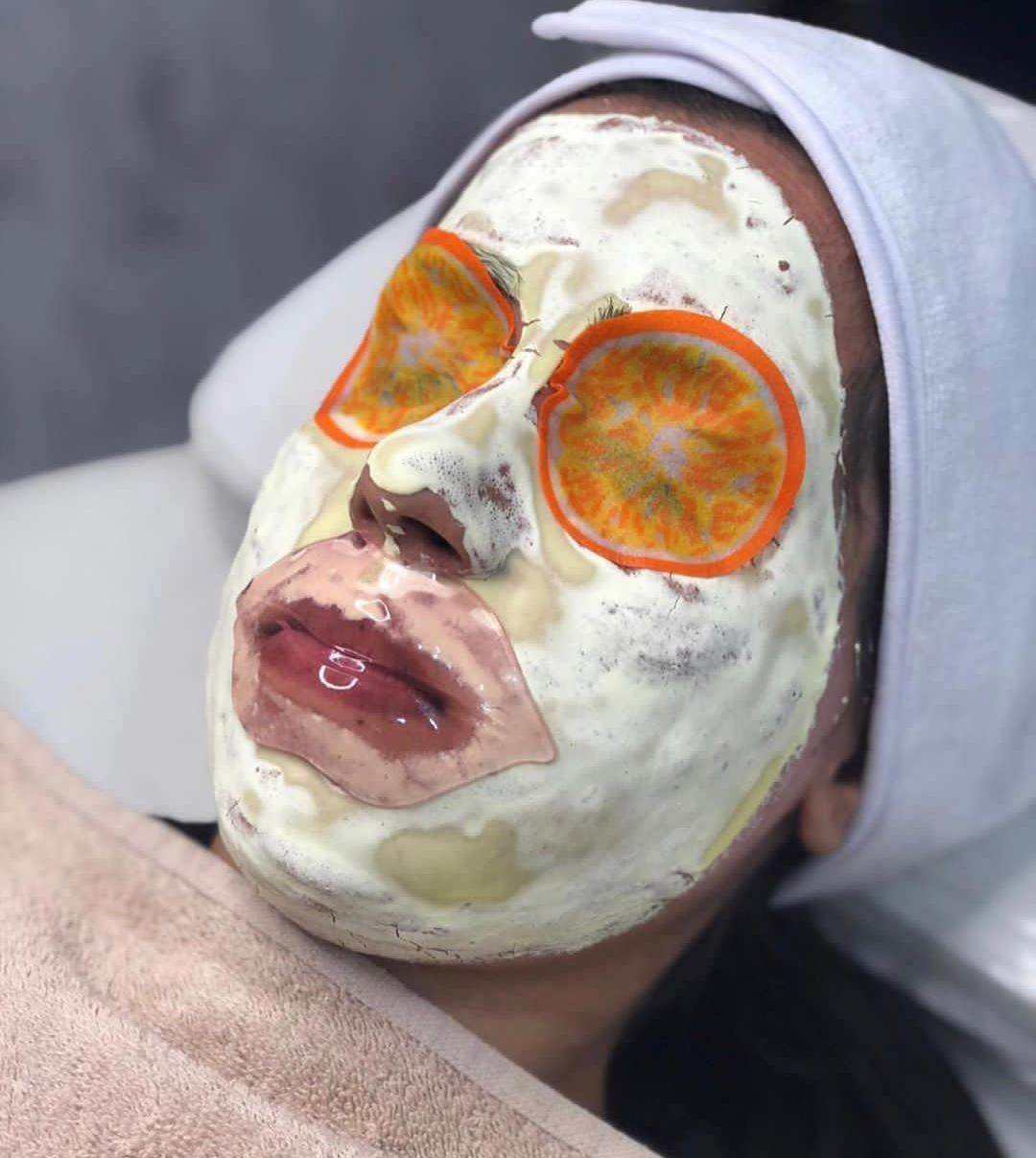BIOAQUA Orange Extract Vitamin C Essence Eye Mask