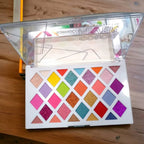 Romantic Color Color Fever 30 Color Eyeshadow Palette