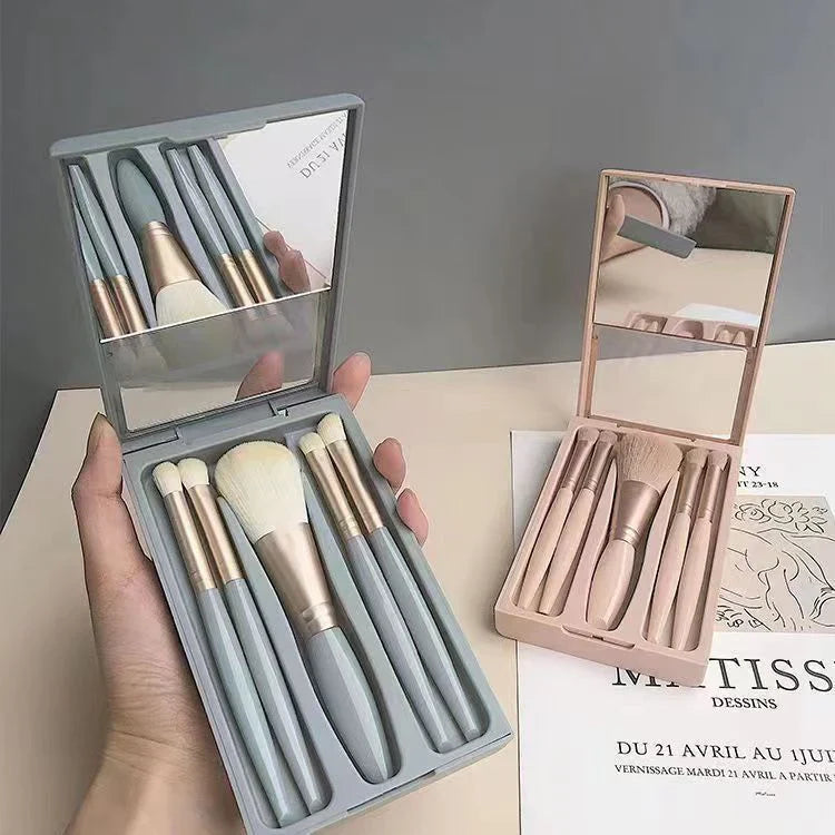 Smoosh 5Pcs Makeup Brush Set with Mirror Portable Travel Kit