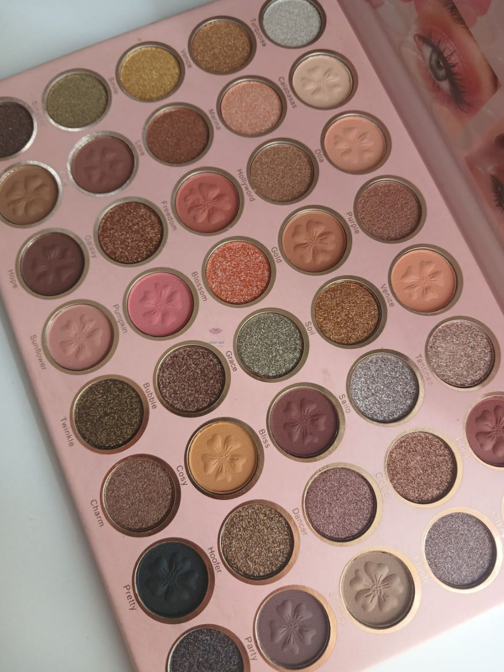 IGOODCO 40 Color  Professional Makeup Eyeshadow Palette