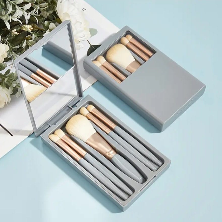 Smoosh 5Pcs Makeup Brush Set with Mirror Portable Travel Kit